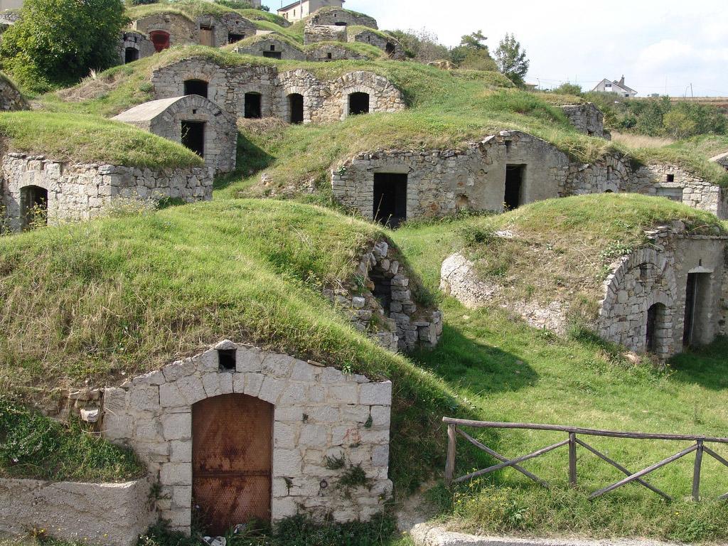 Hotel La Pergola Rionero in Vulture Bagian luar foto